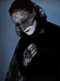 serge lutens 8
